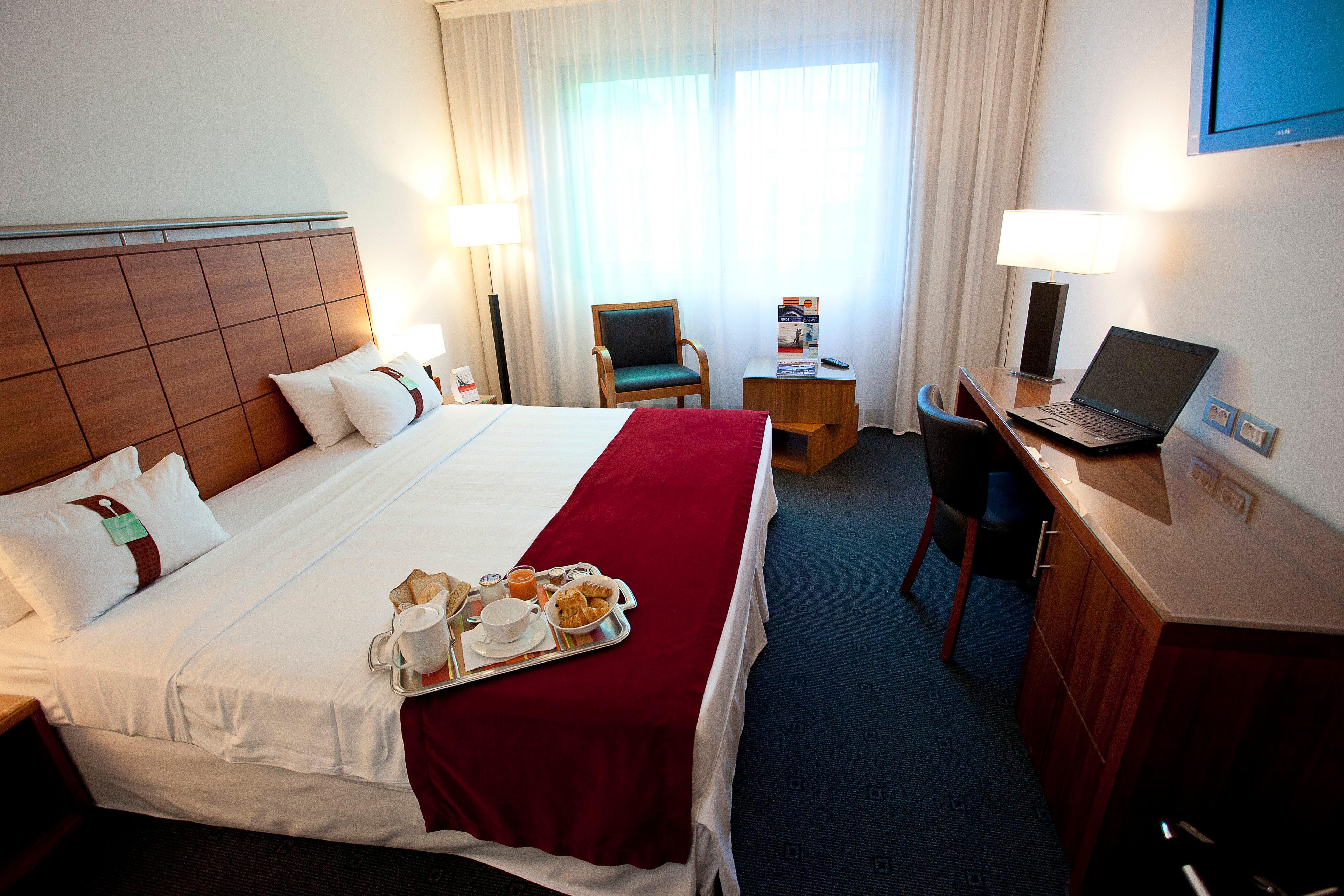 Holiday Inn Bordeaux Sud - Pessac By Ihg Экстерьер фото